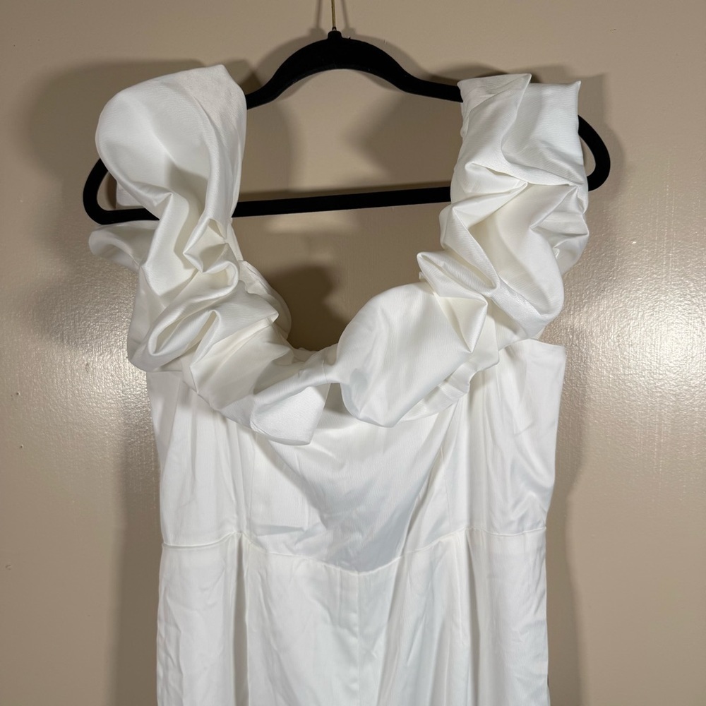 Lulus Immense Glamour White Satin Ruffled Off-the-Shoulder Jumpsuit XL New - Picture 6 of 9